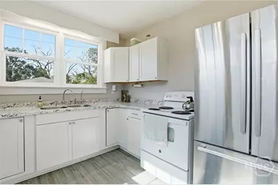 19 Smith Avenue, Savannah, GA 31408 - Photo 12