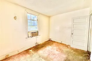 812 E 32nd St, Savannah, GA 31401 - Photo 14