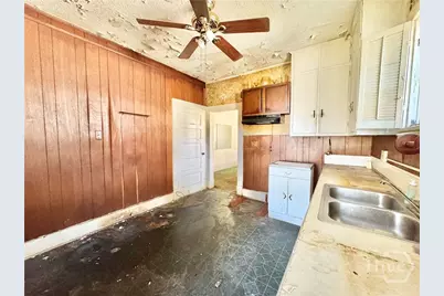 812 E 32nd Street, Savannah, GA 31401 - Photo 10