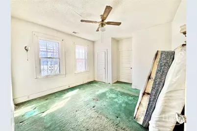 812 E 32nd Street, Savannah, GA 31401 - Photo 16
