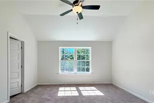 212 Juniper Dr, Hinesville, GA 31313 - Photo 6