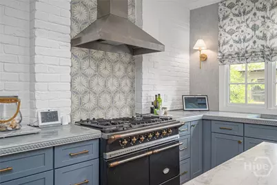124 W Taylor Street, Savannah, GA 31401 - Photo 22