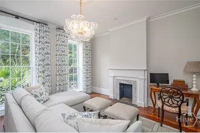 124 W Taylor Street, Savannah, GA 31401 - Photo 8