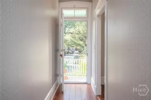 124 W Taylor St, Savannah, GA 31401 - Photo 6