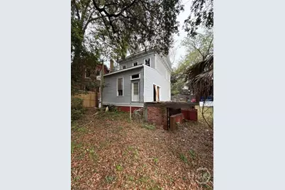 217 E 38th Street, Savannah, GA 31401 - Photo 4