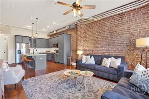 310 W Broughton St, Savannah, GA 31401 - Photo 6