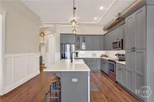 310 W Broughton St, Savannah, GA 31401 - Photo 8