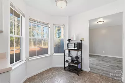 8 Larchmont Court, Savannah, GA 31419 - Photo 10