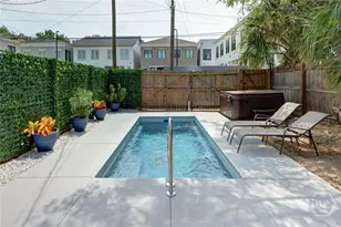 315 W Hall St, Savannah, GA 31401 - Photo 8