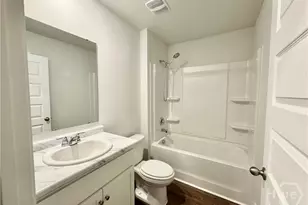 38 Autumn's Wood Dr, Brunswick, GA 31525 - Photo 8