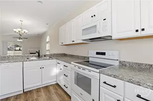 35 Putters Pl, Savannah, GA 31419 - Photo 8