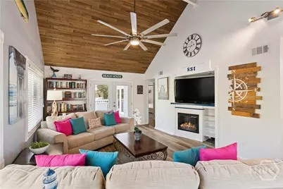 240 Georgia Street, St Simons Island, GA 31522 - Photo 2