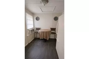 928 W Victory Dr, Savannah, GA 31415 - Photo 18