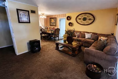 2221 Lorraine Court, Savannah, GA 31404 - Photo 2