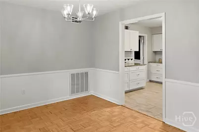 5504 Magnolia Drive, Savannah, GA 31406 - Photo 10