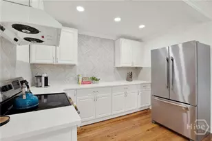 404 E 57th St, Savannah, GA 31405 - Photo 10