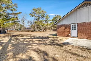 70 E Kenny Dr, Hinesville, GA 31313 - Photo 6