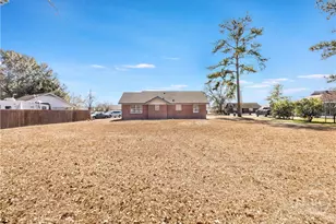 70 E Kenny Dr, Hinesville, GA 31313 - Photo 8