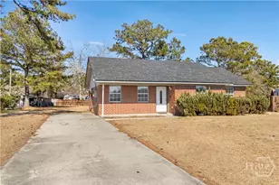 70 E Kenny Dr, Hinesville, GA 31313 - Photo 4