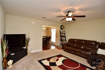 253 Augusta Way, Hinesville, GA 31313 - Photo 2