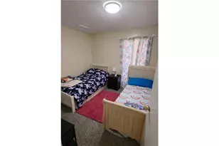 231 Holiday Cir, Savannah, GA 31419 - Photo 8