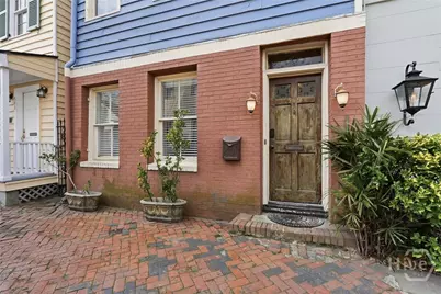509 E York Street, Savannah, GA 31401 - Photo 2