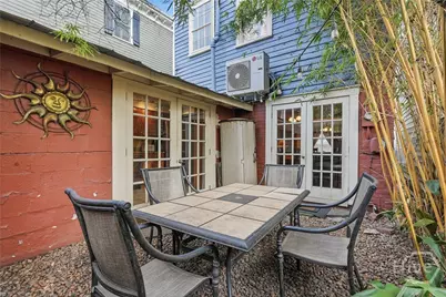 509 E York Street, Savannah, GA 31401 - Photo 18