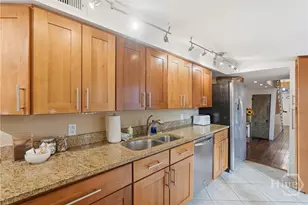 509 E York St, Savannah, GA 31401 - Photo 14