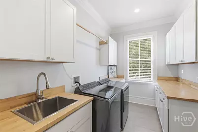 114 W Liberty Street, Savannah, GA 31401 - Photo 26