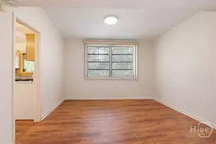 506 McLaws St, Savannah, GA 31405 - Photo 8