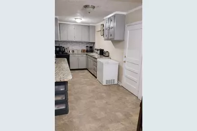 2348 Toussaint Avenue, Savannah, GA 31404 - Photo 6