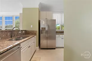 2112 Whitemarsh Way, Savannah, GA 31410 - Photo 18