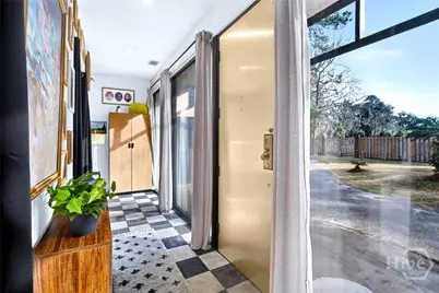 102 Stuart Street, Savannah, GA 31405 - Photo 6