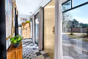 102 Stuart St, Savannah, GA 31405 - Photo 6