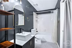 102 Stuart St, Savannah, GA 31405 - Photo 36