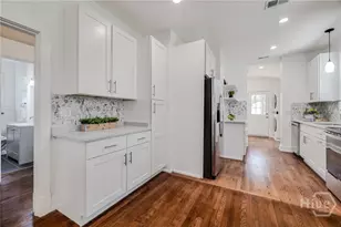1317 E 32nd St, Savannah, GA 31404 - Photo 12
