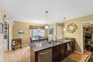 14 E Deerwood Rd, Savannah, GA 31410 - Photo 10