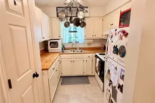 54 Colony Park Dr, Savannah, GA 31406 - Photo 14