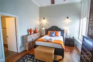 110 Barnard St, Savannah, GA 31401 - Photo 18