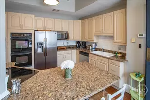 110 Barnard St, Savannah, GA 31401 - Photo 14