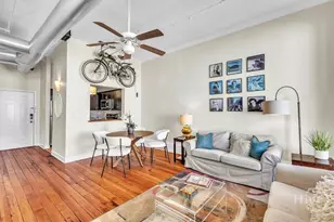 105 Whitaker St, Savannah, GA 31401 - Photo 10