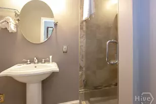 201 W Liberty St, Savannah, GA 31401 - Photo 16