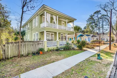 709 E 35th Street, Savannah, GA 31401 - Photo 1
