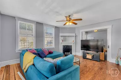709 E 35th Street, Savannah, GA 31401 - Photo 10