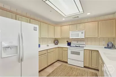2902 River Drive #D102, Savannah, GA 31404 - Photo 8