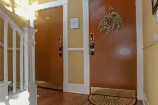 111 Lincoln St, Savannah, GA 31401 - Photo 6