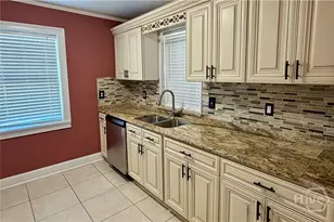 208 Cantyre St, Port Wentworth, GA 31407 - Photo 10
