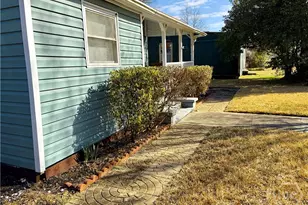 208 Cantyre St, Port Wentworth, GA 31407 - Photo 2