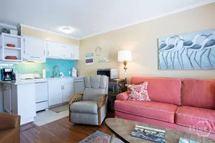 1217 Bay St, Tybee Island, GA 31328 - Photo 8