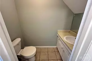 527 Tibet Ave, Savannah, GA 31406 - Photo 14